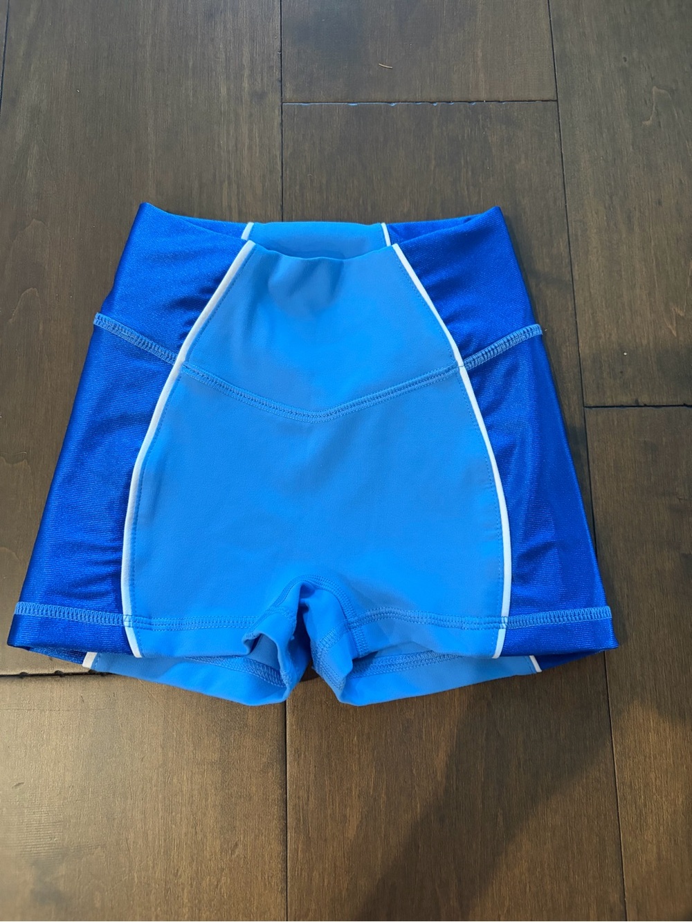Jo+Jax Glow shorts